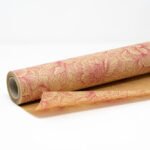 Bobina carta avana con stampa peonia in fucsia