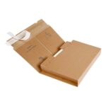 Scatole postali con chiusura adesiva