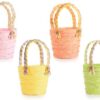 Cestini colorati in carta lavorata con manico bicolore e bottoni